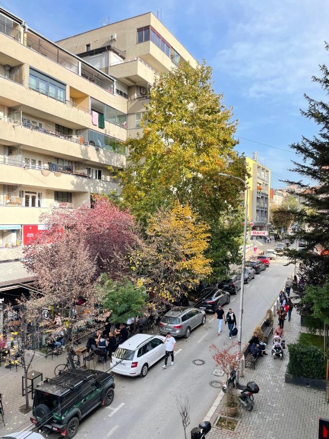Sunny & Bright Central Pristina Exterior foto